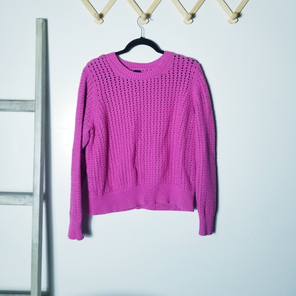 GAP PINK SWEATER SIZE XL